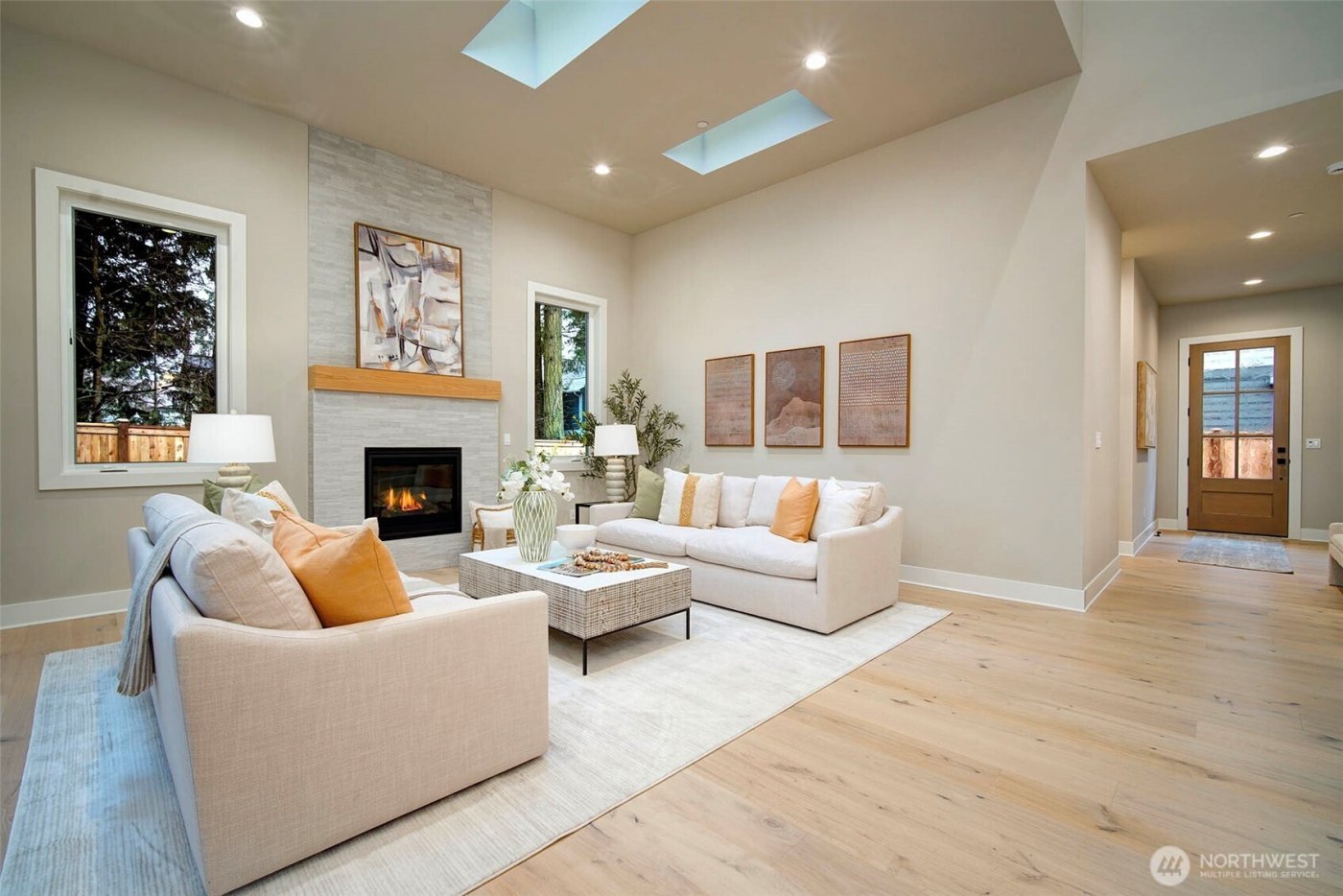 12813 NE 65th Lane , Kirkland, WA 98033