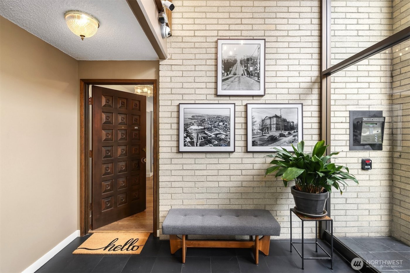 7 Highland Drive #101, Seattle, WA 98109