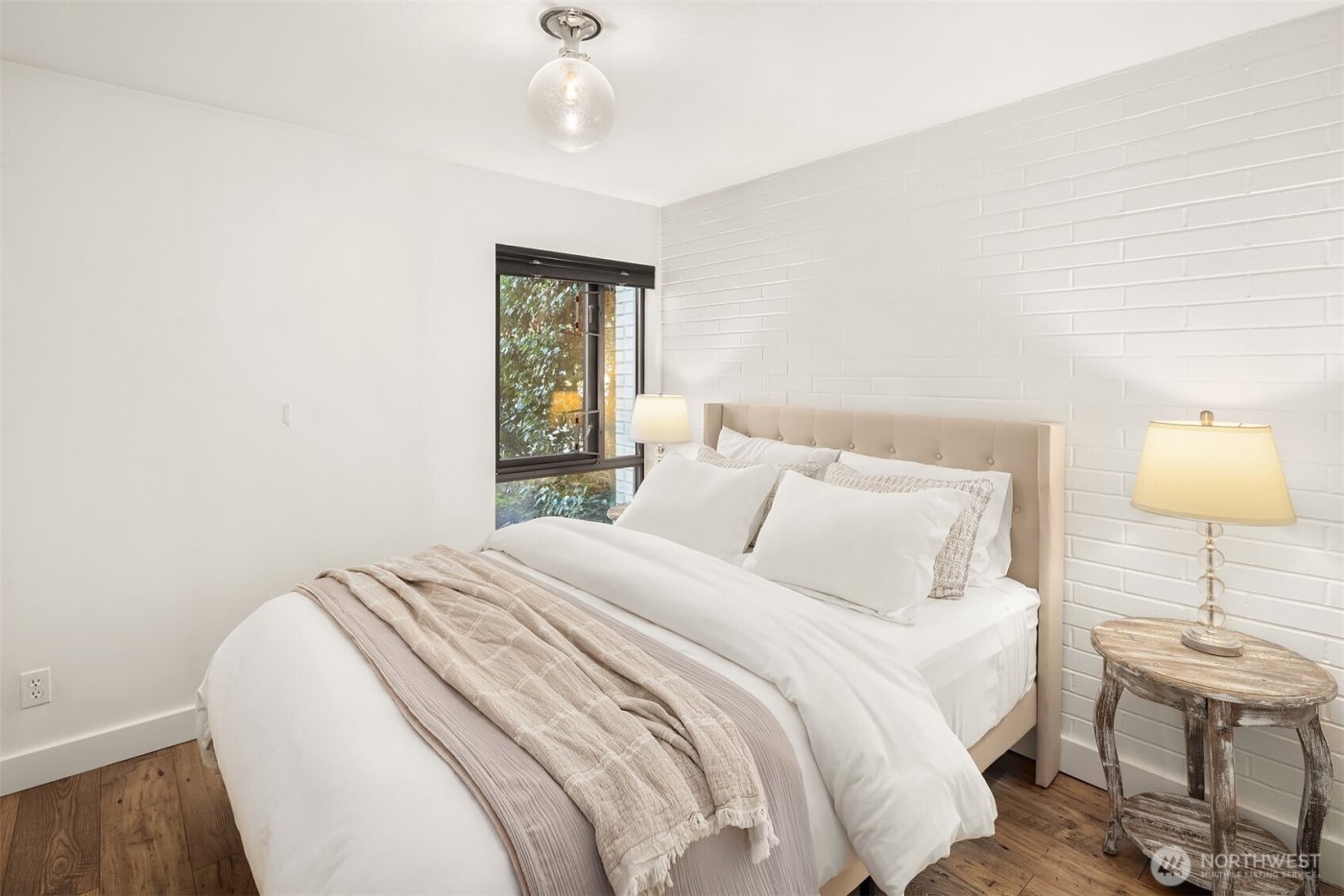 7 Highland Drive #101, Seattle, WA 98109