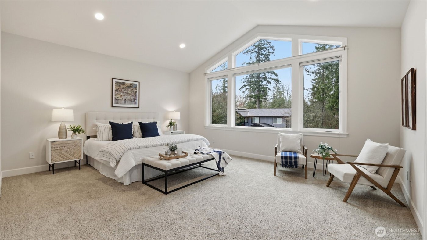 21801 SE 1st Street , Sammamish, WA 98074