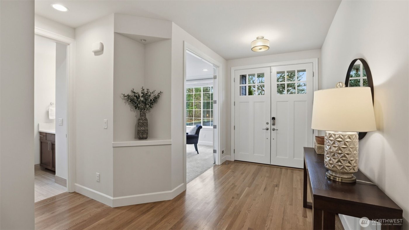 21801 SE 1st Street , Sammamish, WA 98074