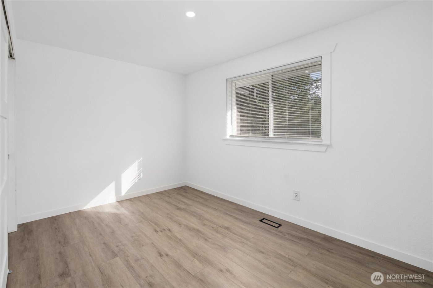 9926 71st Street SW, Lakewood, WA 98498