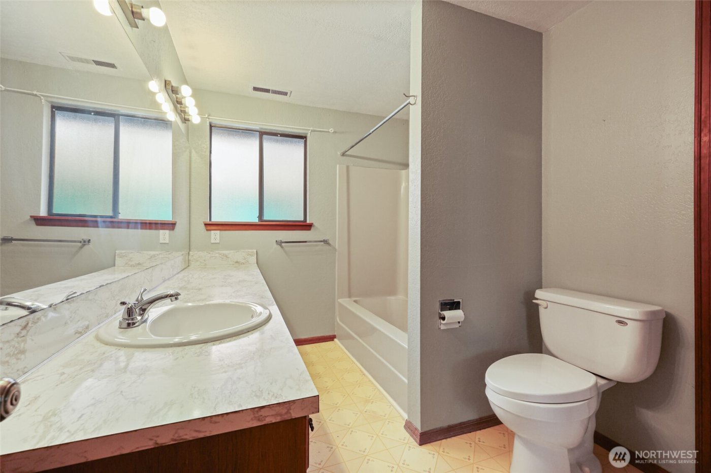 1007 Lybarger Street SE, Olympia, WA 98501