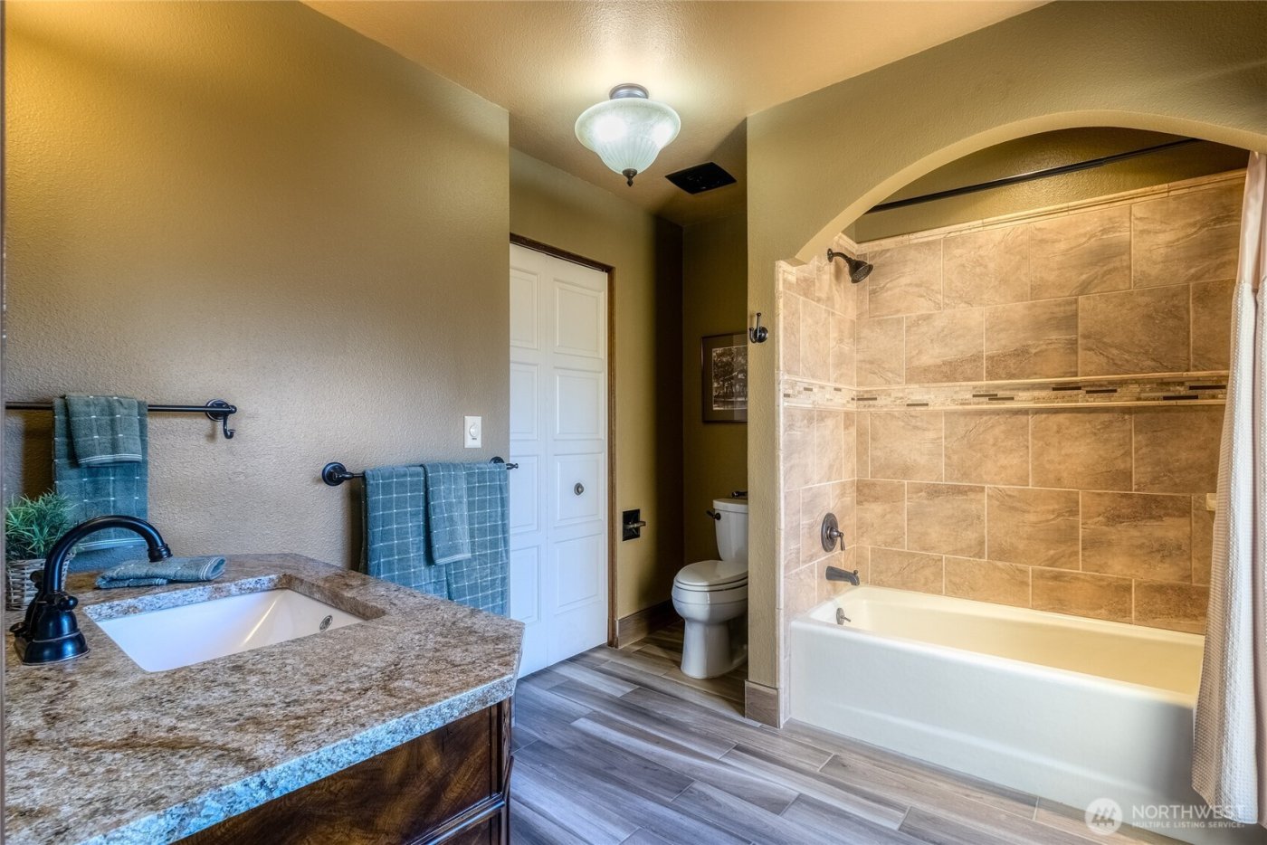 1134 Abbott Road , Walla Walla, WA 99362