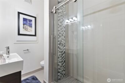 1107 E Denny Way #A-3, Seattle, WA 98122 - Photo 25