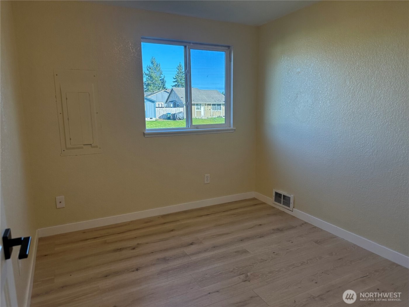 638 Bavarian Lane SE, Olympia, WA 98513