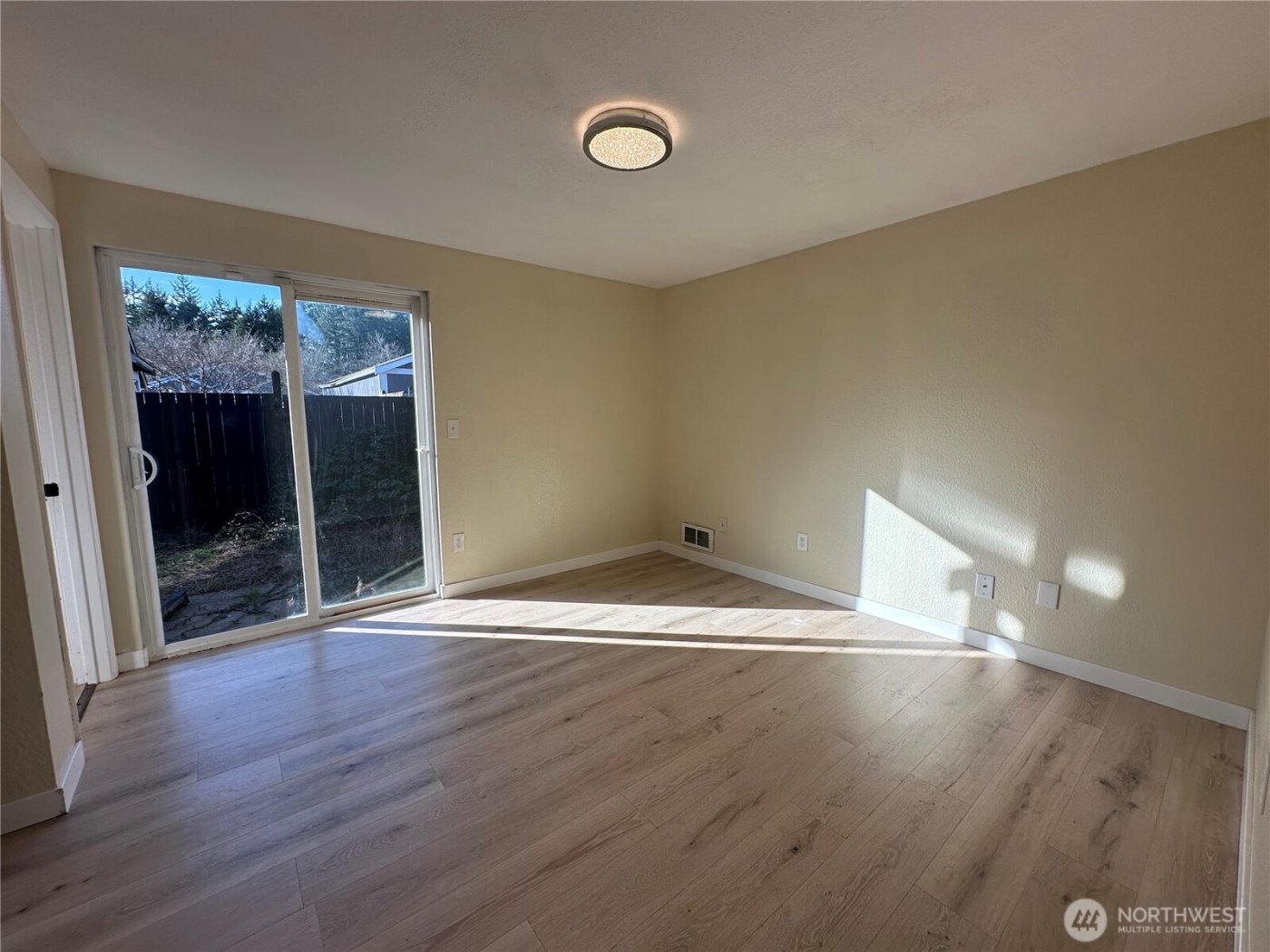 638 Bavarian Lane SE, Olympia, WA 98513