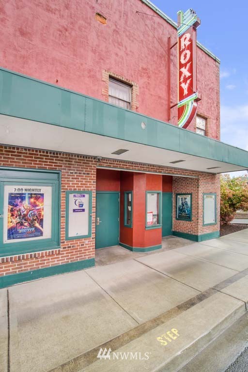 115 Mashell Avenue S, Eatonville, WA 98328