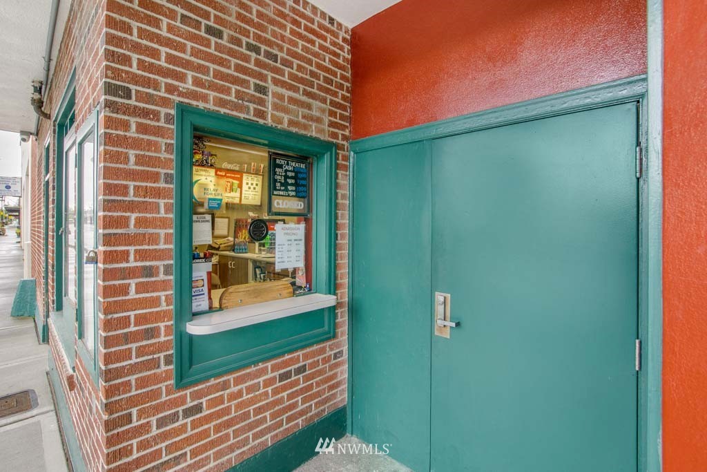 115 Mashell Avenue S, Eatonville, WA 98328