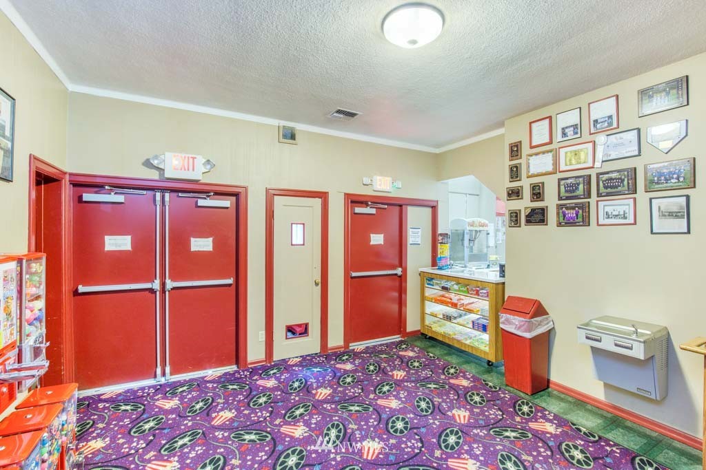 115 Mashell Avenue S, Eatonville, WA 98328