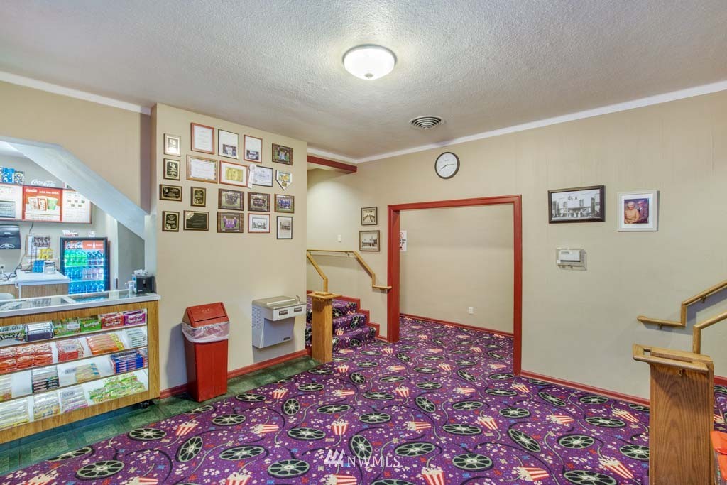 115 Mashell Avenue S, Eatonville, WA 98328