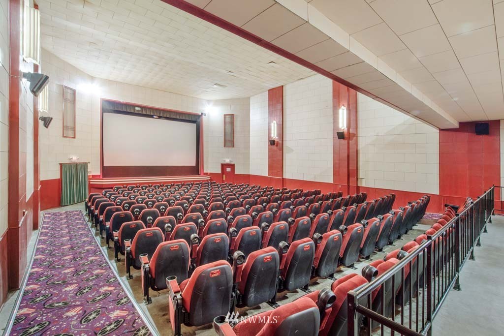 115 Mashell Avenue S, Eatonville, WA 98328