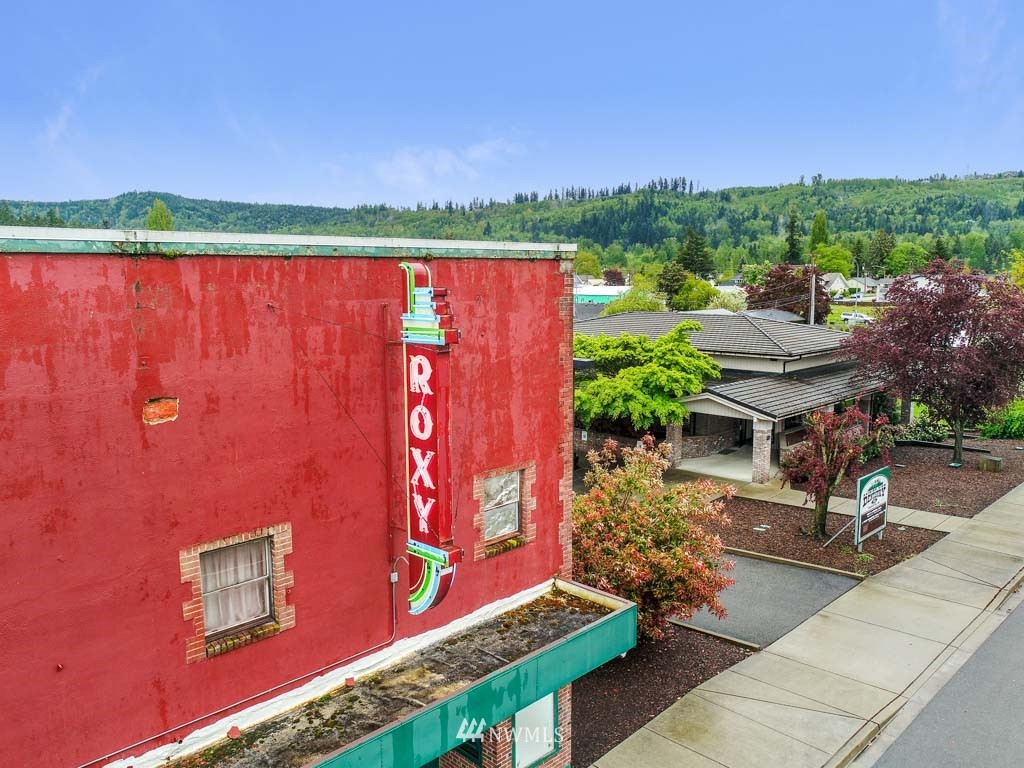 115 Mashell Avenue S, Eatonville, WA 98328