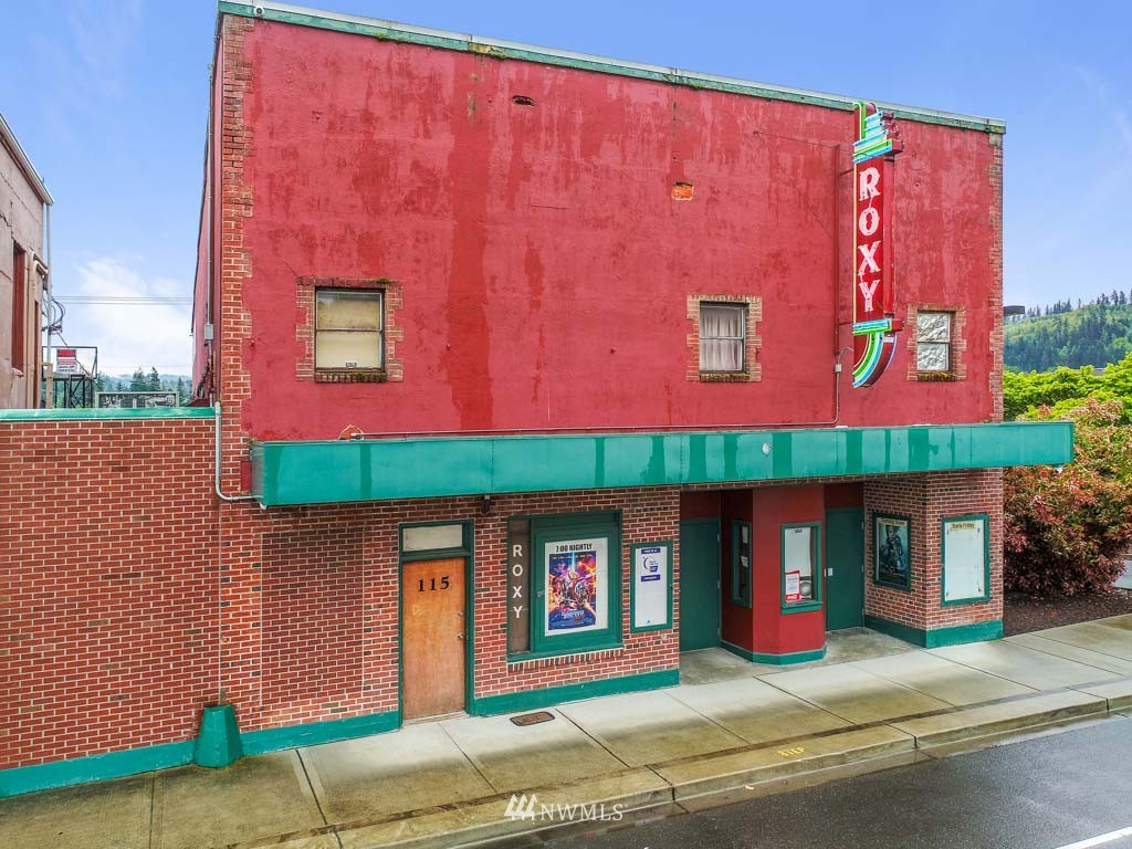 115 Mashell Avenue S, Eatonville, WA 98328