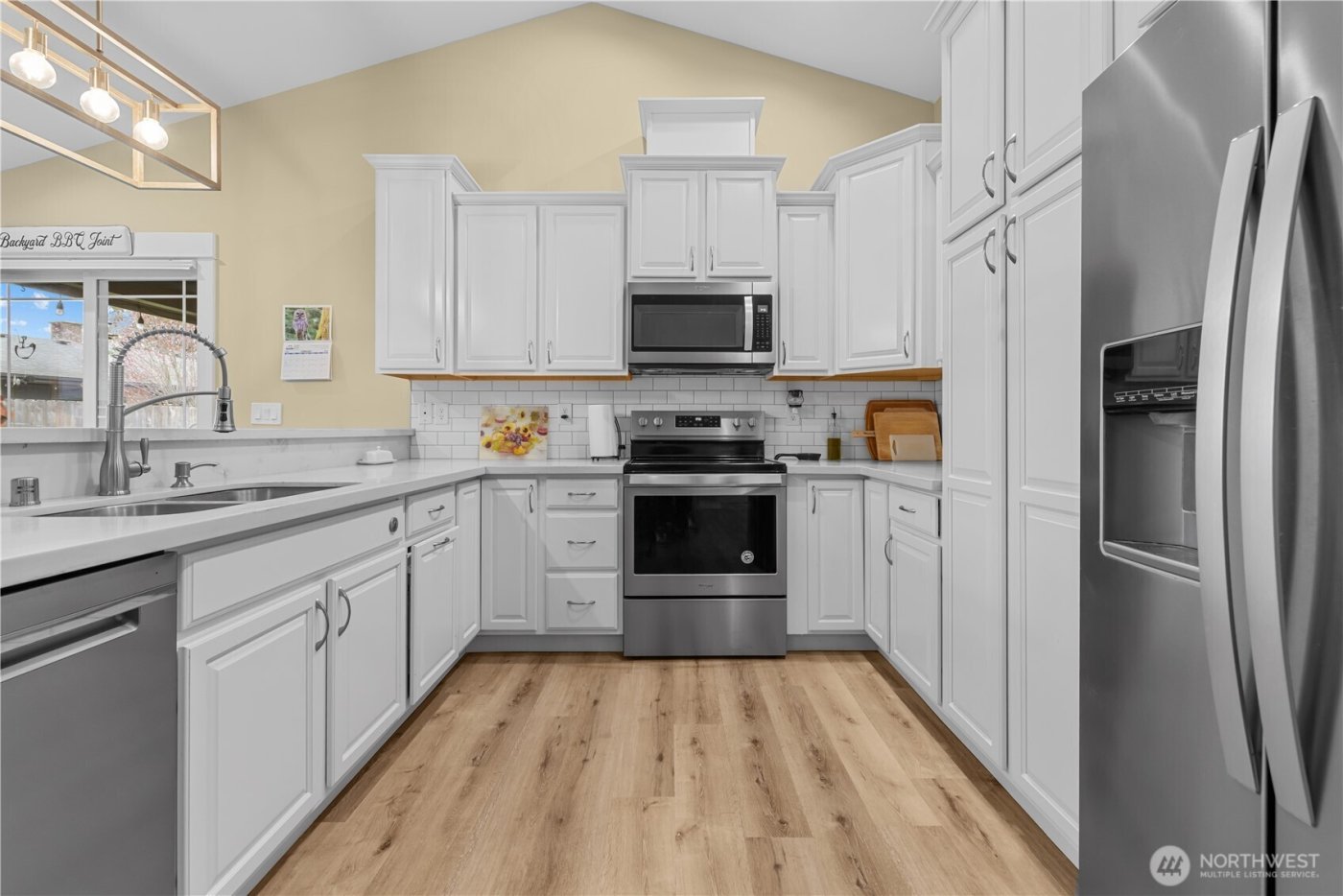 118 Mark Court SE, Ocean Shores, WA 98569