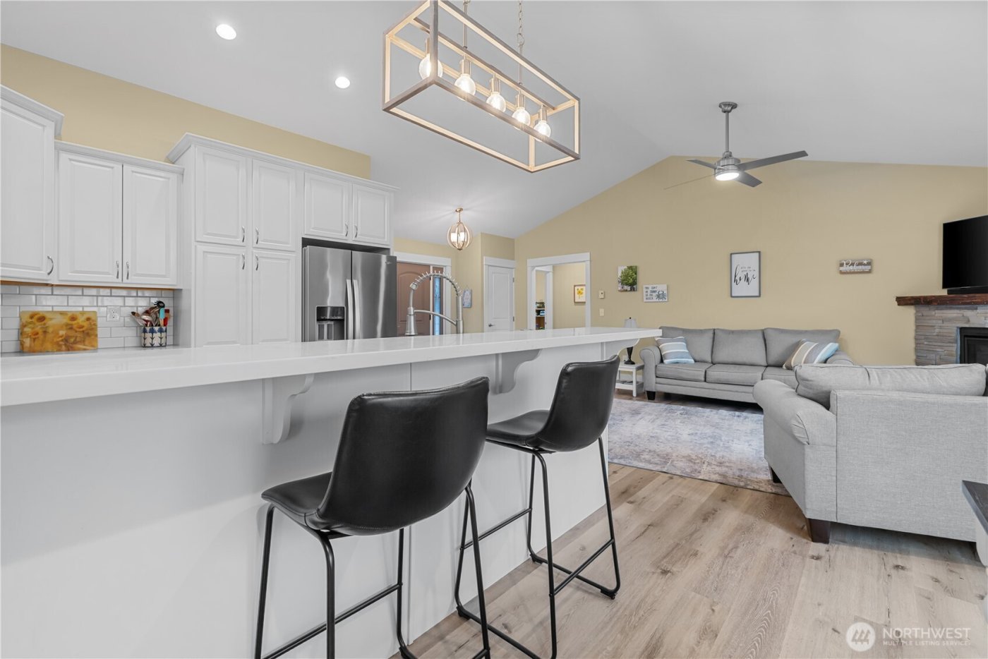 118 Mark Court SE, Ocean Shores, WA 98569