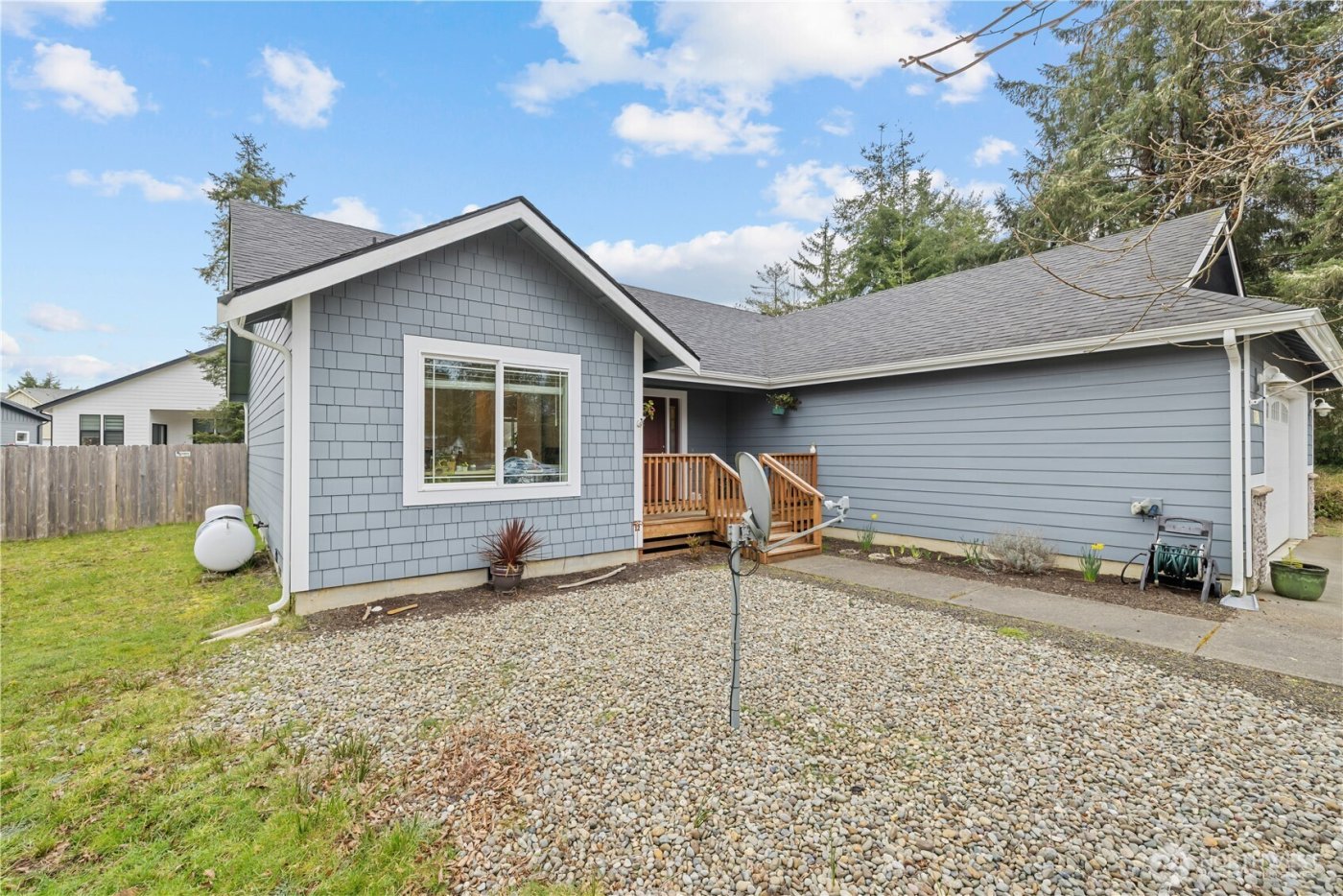 118 Mark Court SE, Ocean Shores, WA 98569