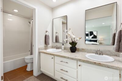 2618 4th Avenue N #504, Seattle, WA 98109 - Photo 18