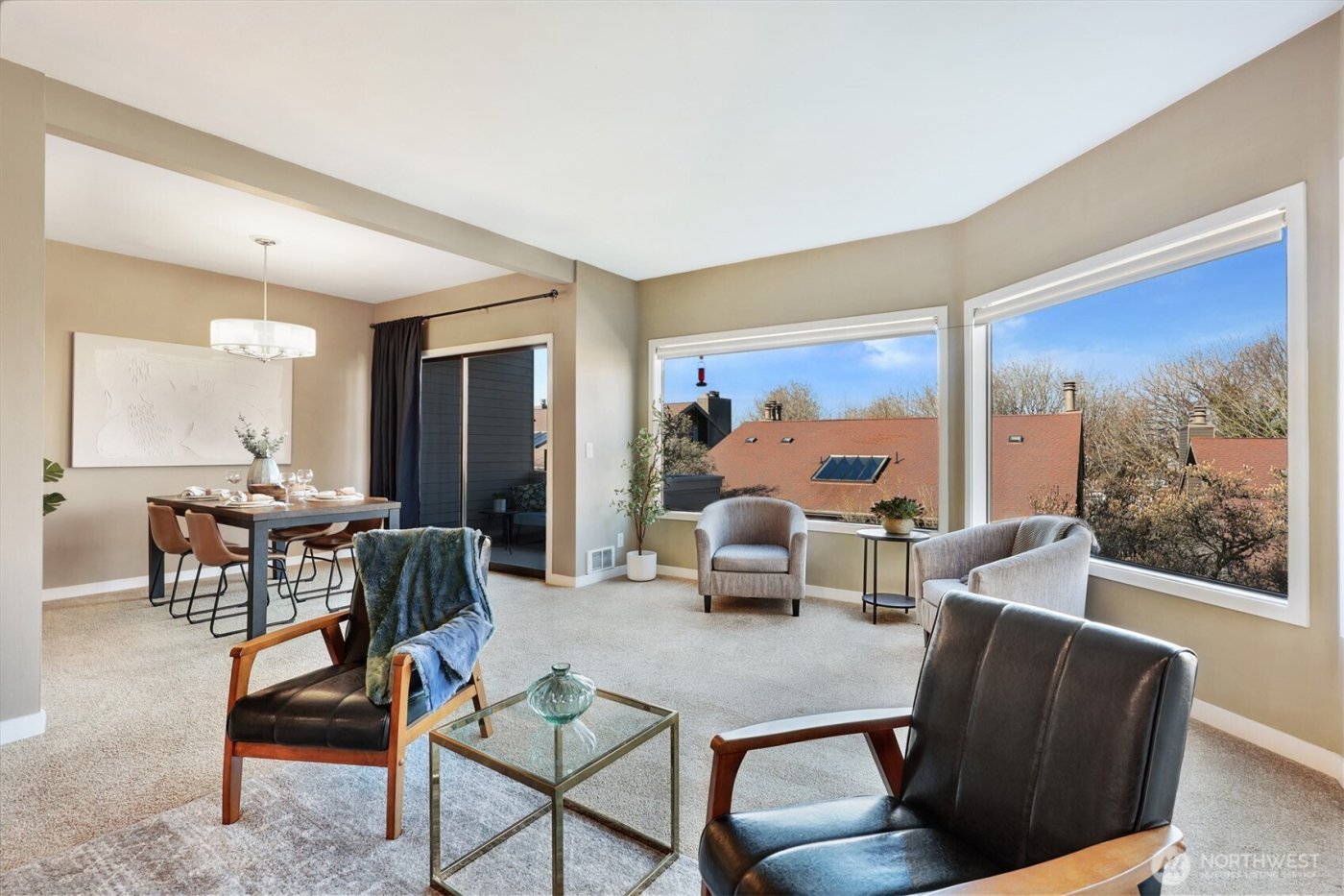 2618 4th Avenue N #504, Seattle, WA 98109