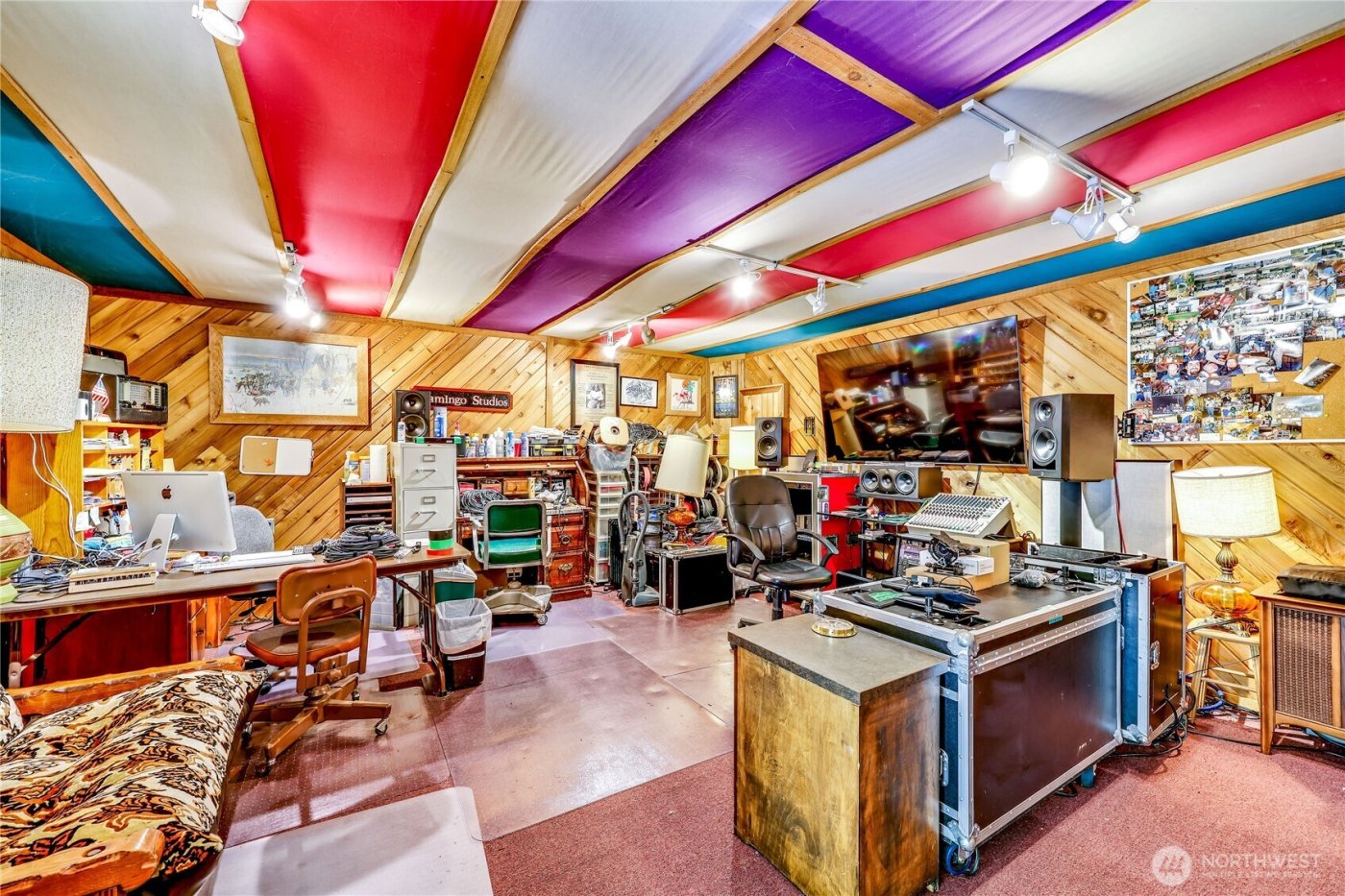 21988 Urdahl Road NW, Poulsbo, WA 98370