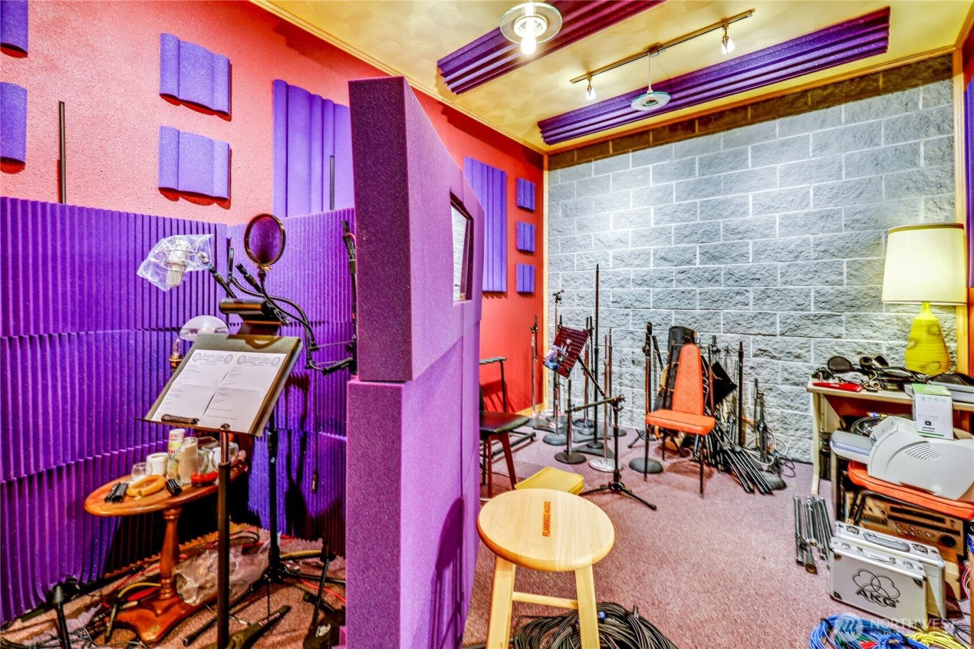 21988 Urdahl Road NW, Poulsbo, WA 98370