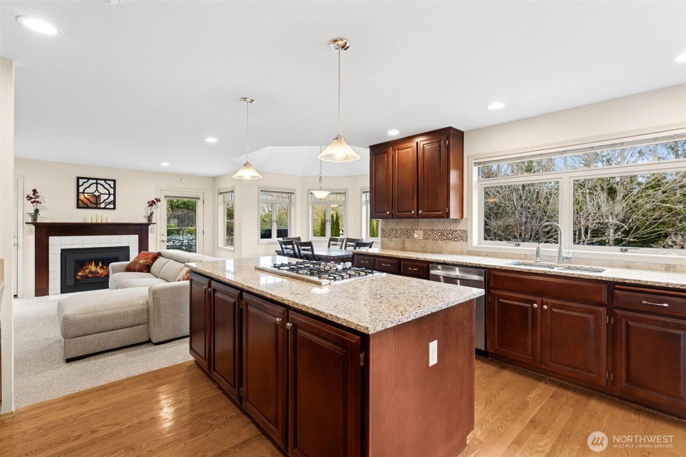 19301 4th Place SW, Normandy Park, WA 98166