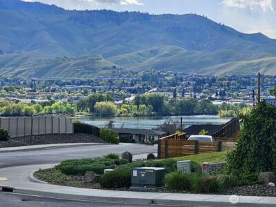 3113 NW Delcon Court , East Wenatchee, WA 98802 - Photo 3