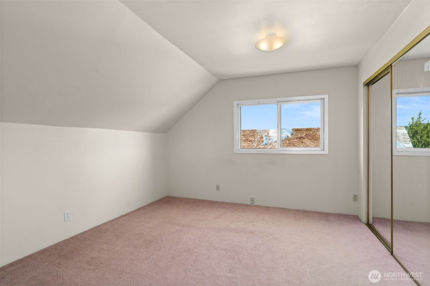 806 California Street , Raymond, WA 98577