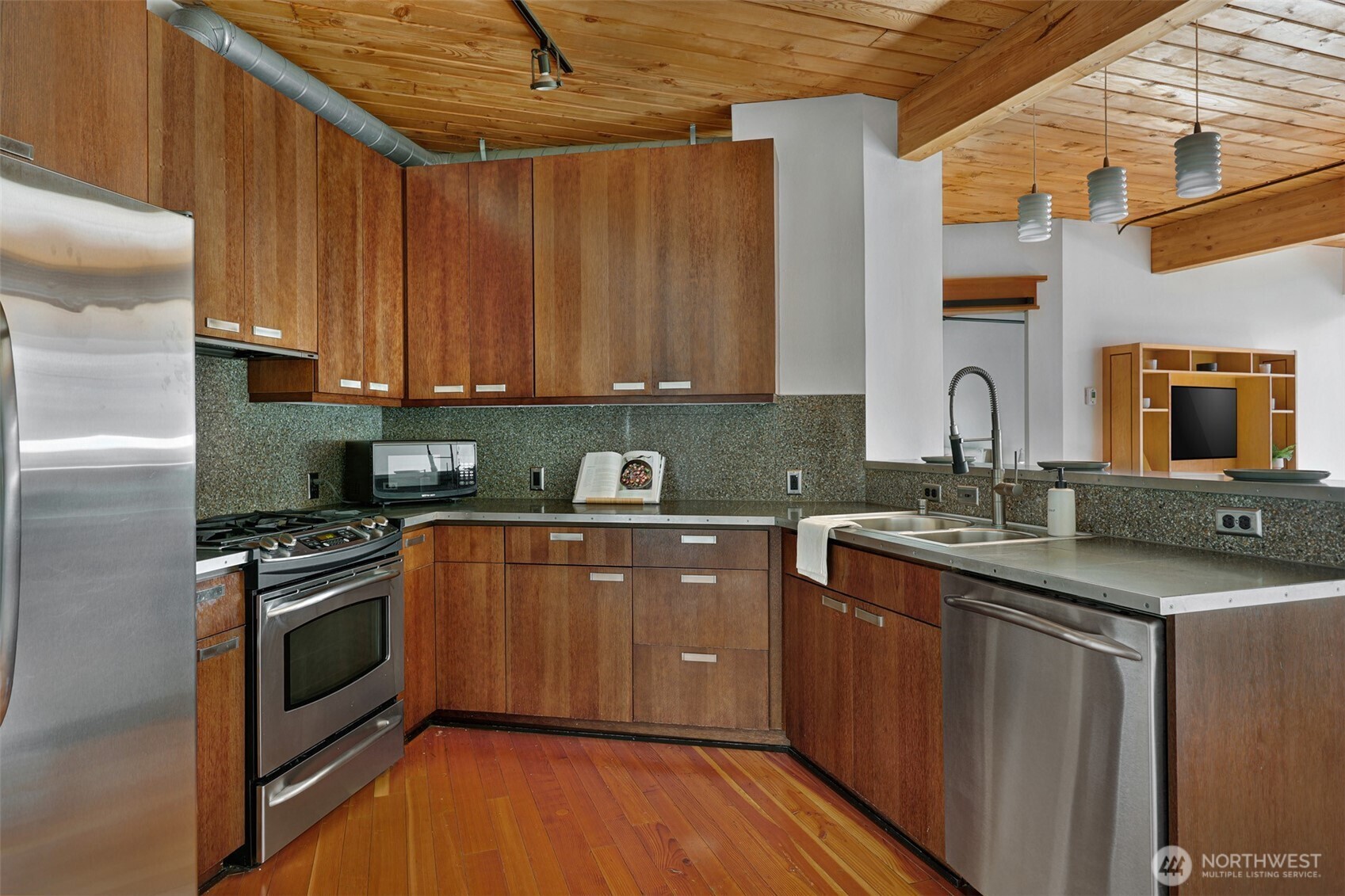 1408 12th Avenue #406, Seattle, WA 98122