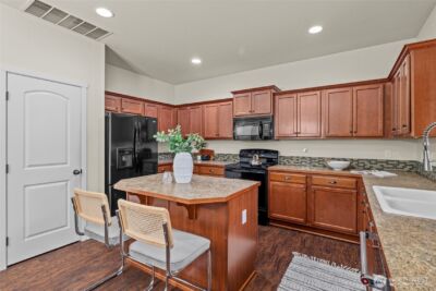 20618 94th Avenue E, Graham, WA 98338 - Photo 12