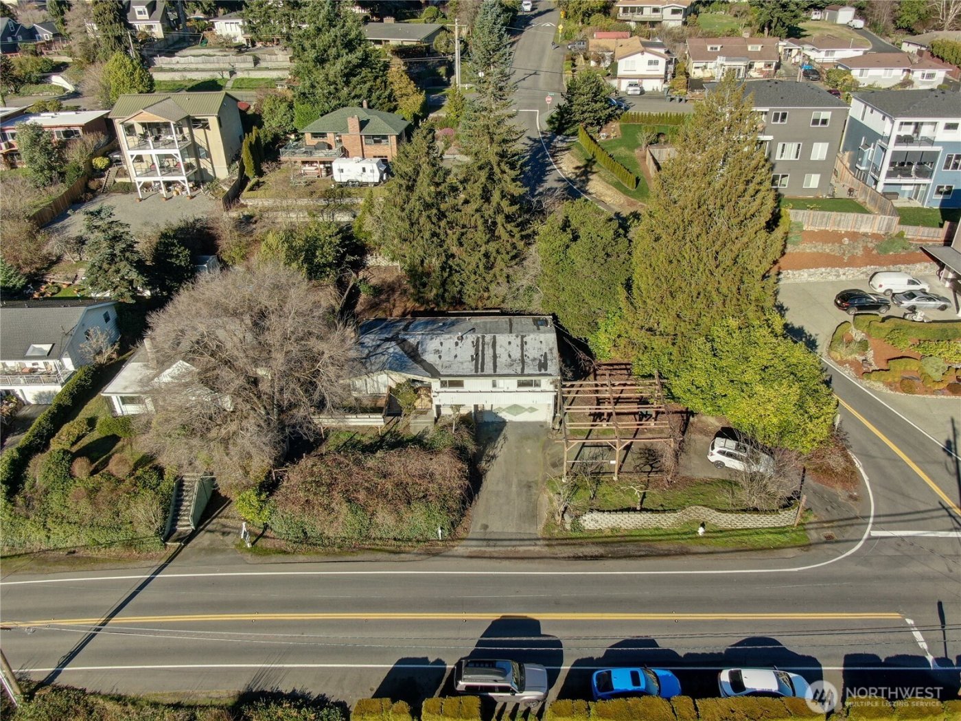 6330 NE 181st Street , Kenmore, WA 98028