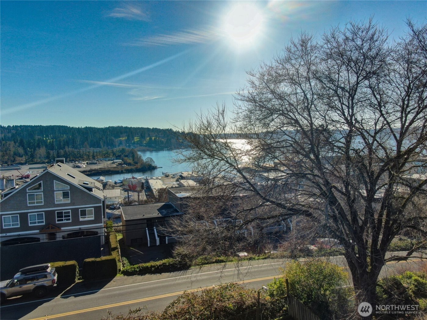 6330 NE 181st Street , Kenmore, WA 98028