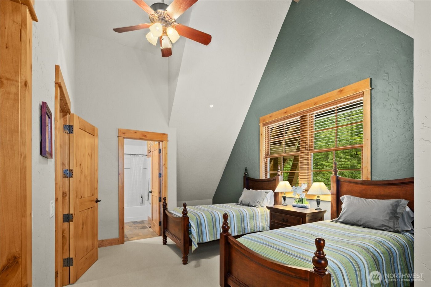 80 Queens Loop , Cle Elum, WA 98922