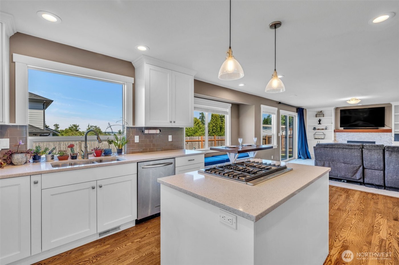 9124 44th Avenue W, Mukilteo, WA 98275