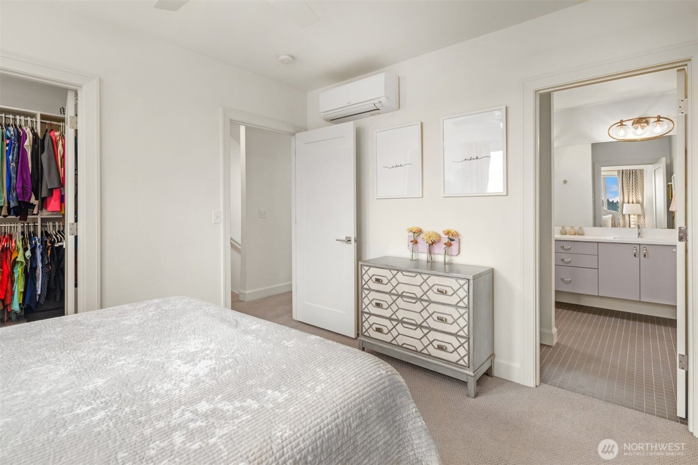 2605 NW 64th Street , Seattle, WA 98107