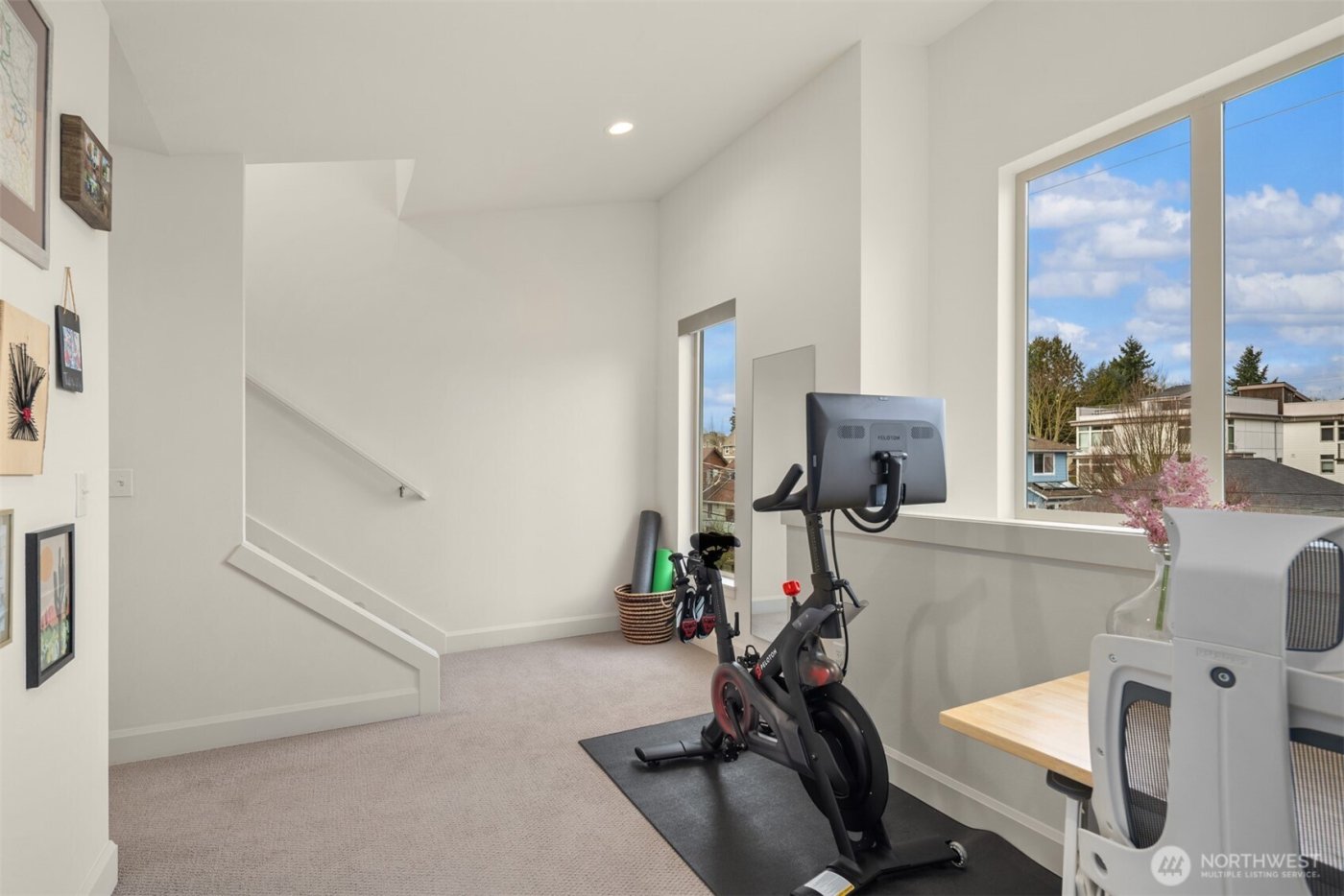 2605 NW 64th Street , Seattle, WA 98107