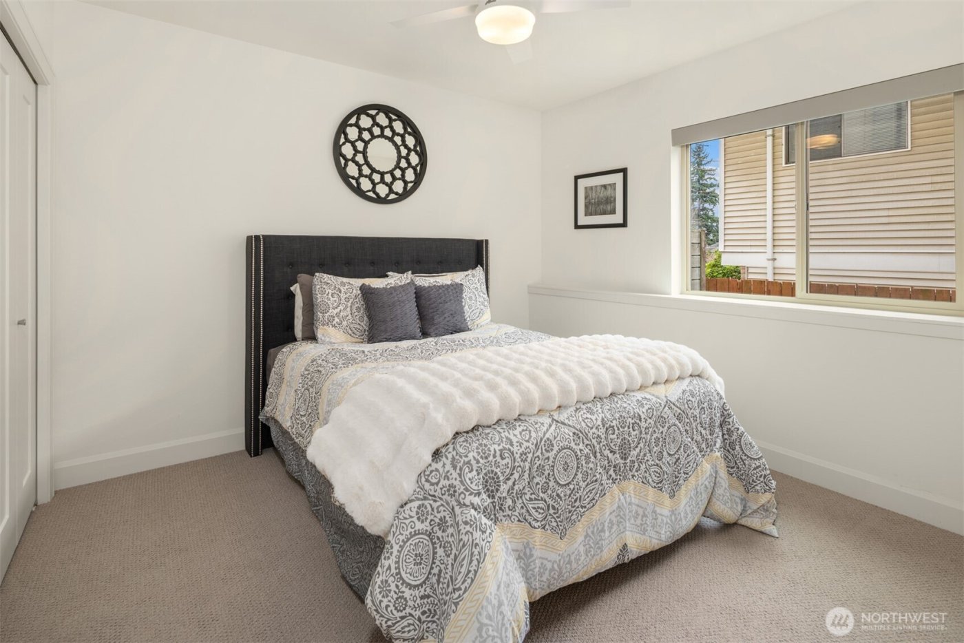 2605 NW 64th Street , Seattle, WA 98107