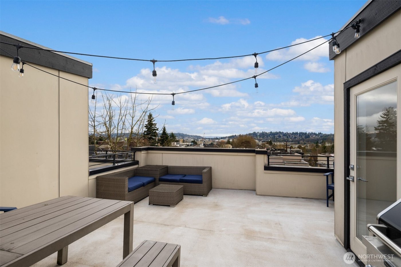 2605 NW 64th Street , Seattle, WA 98107