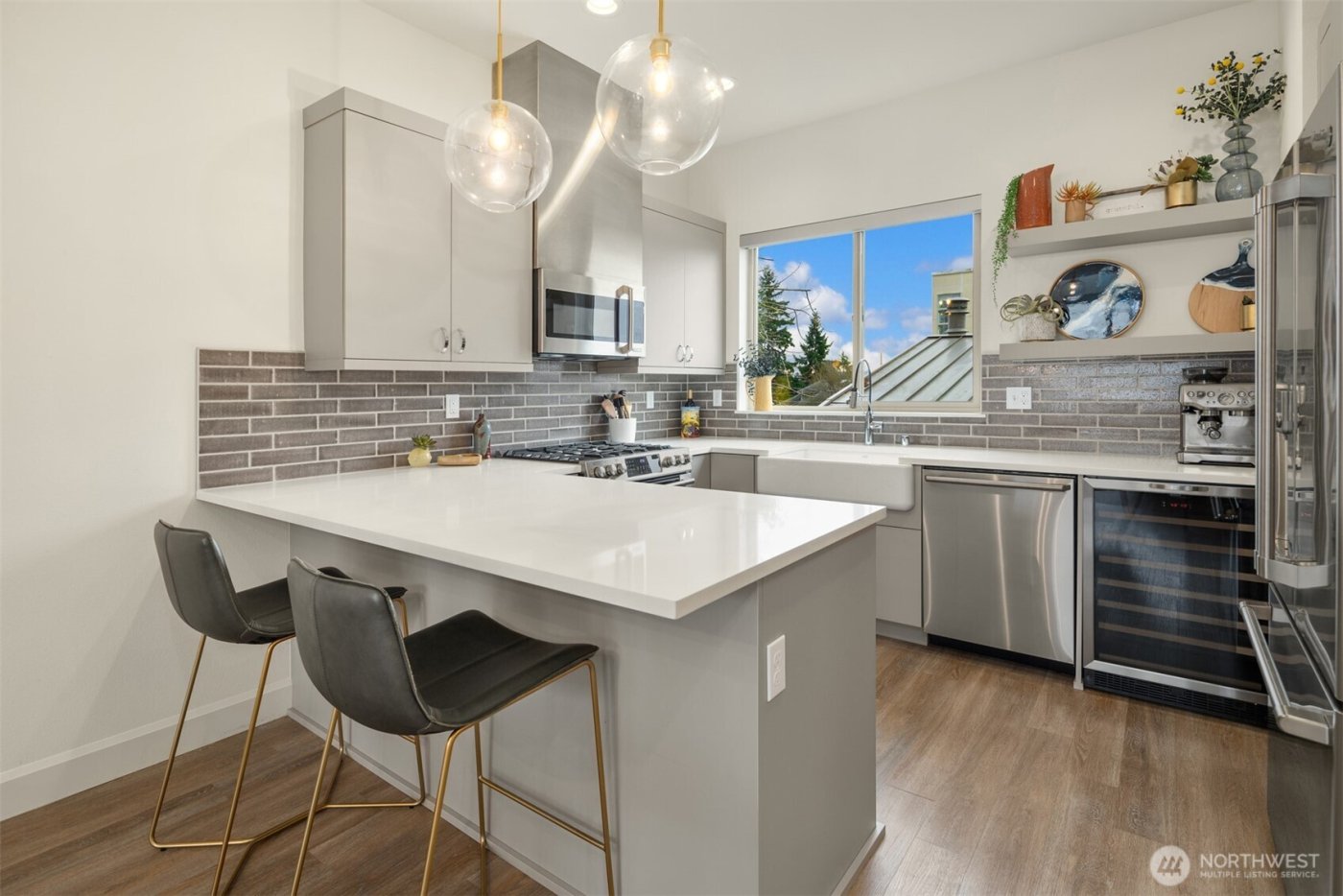 2605 NW 64th Street , Seattle, WA 98107