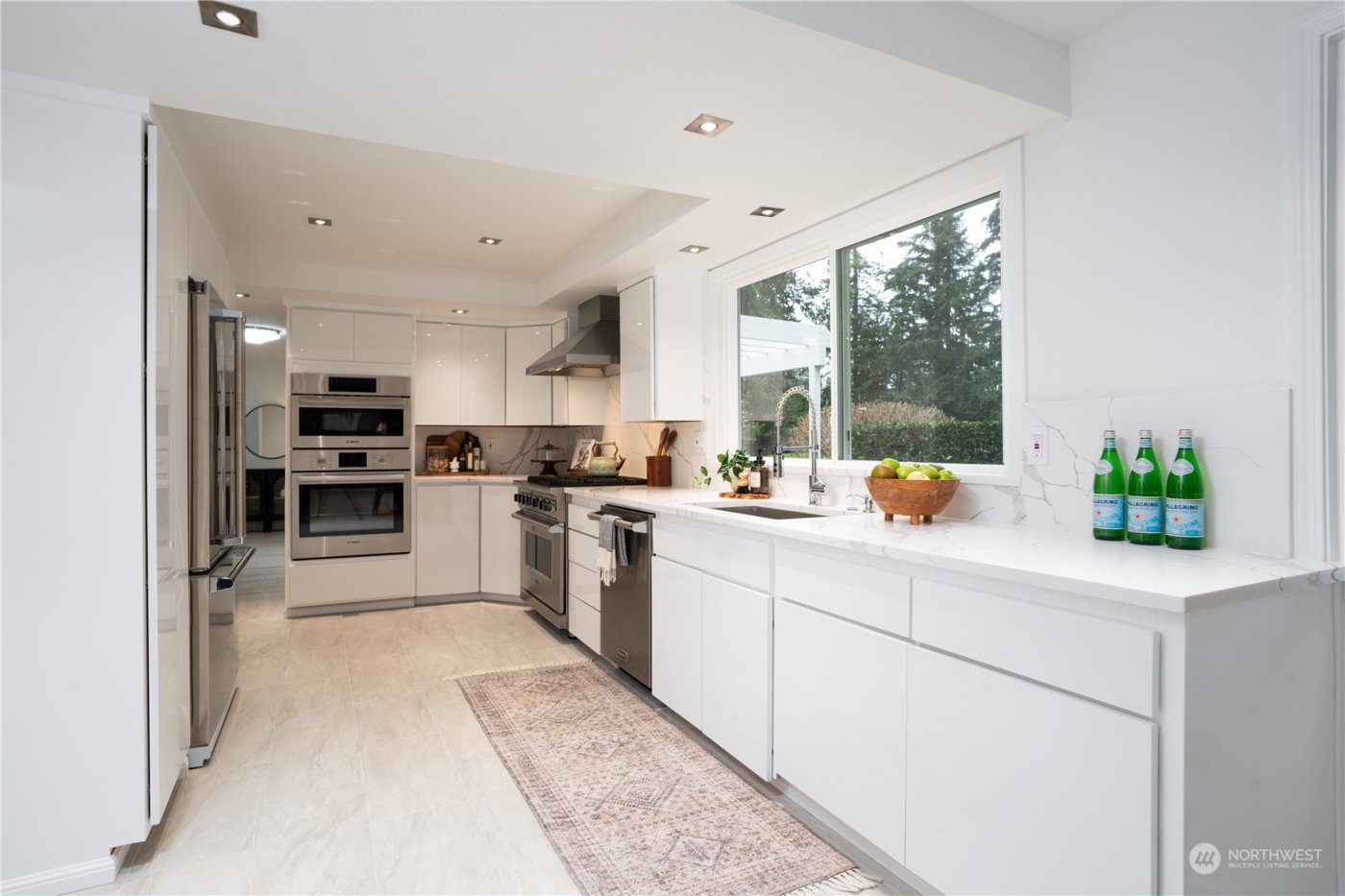 32520 30th Avenue SW, Federal Way, WA 98023