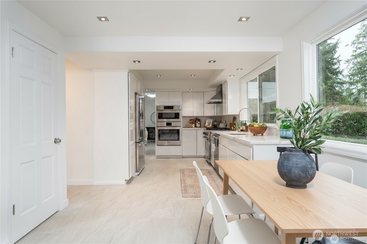 32520 30th Avenue SW, Federal Way, WA 98023