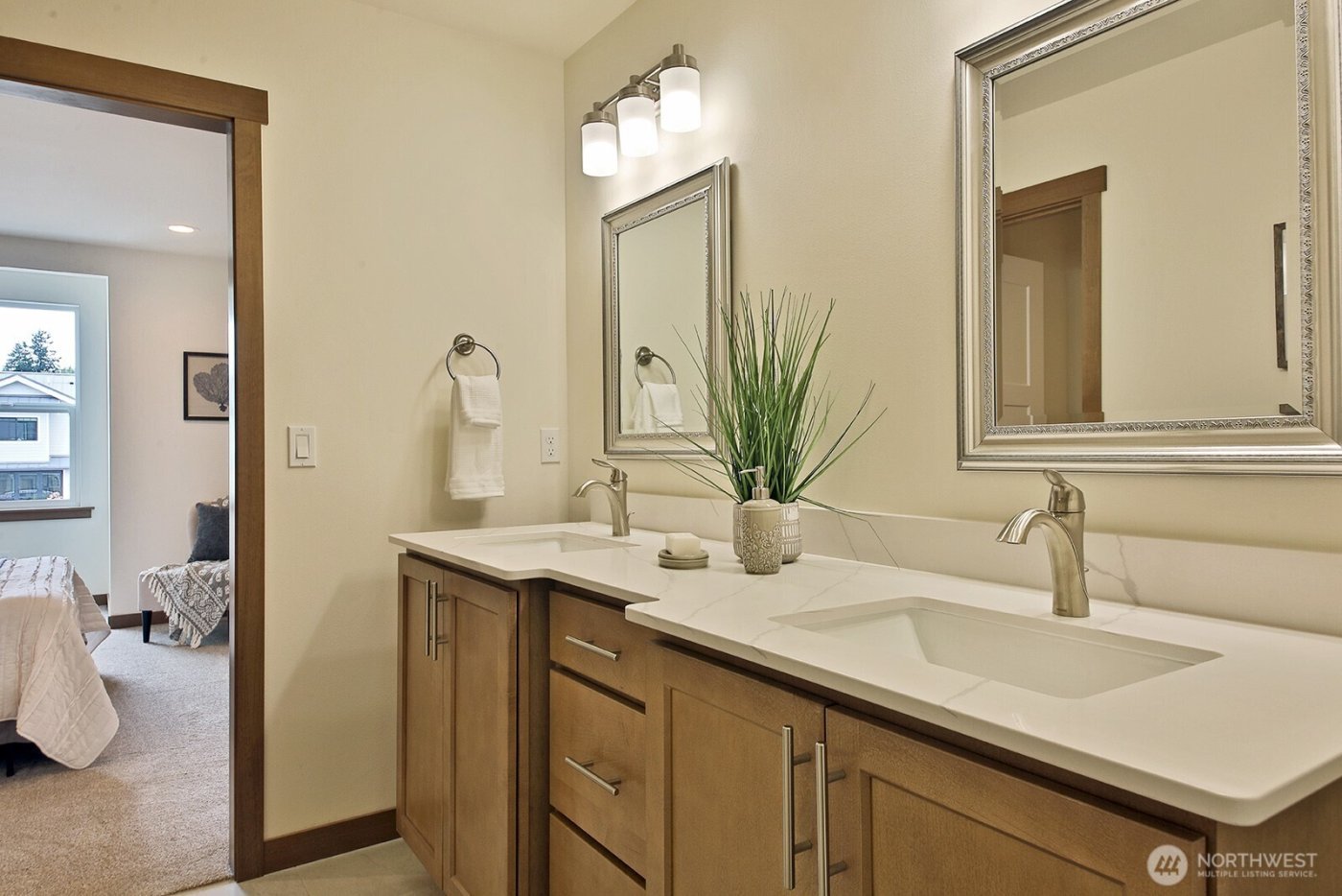 683 3rd Street #1(A), Langley, WA 98260