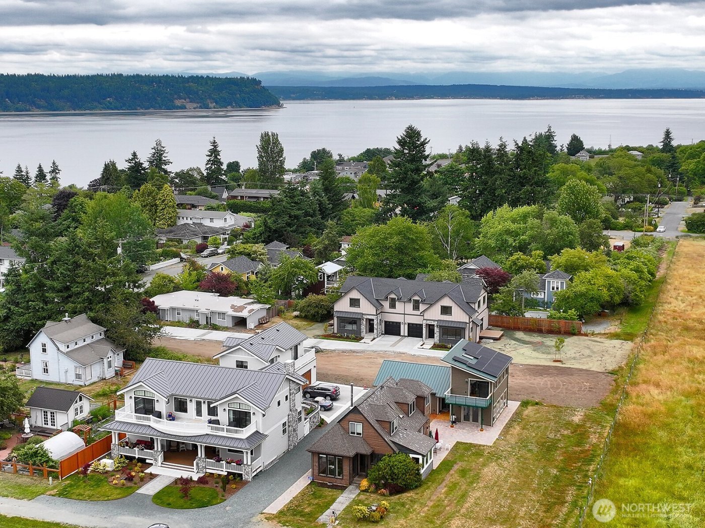 683 3rd Street #1(A), Langley, WA 98260