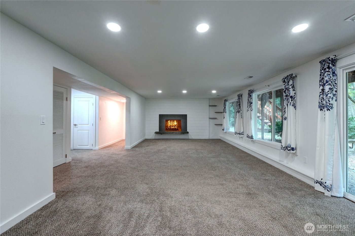 4106 4th Street Pl SW, Puyallup, WA 98373