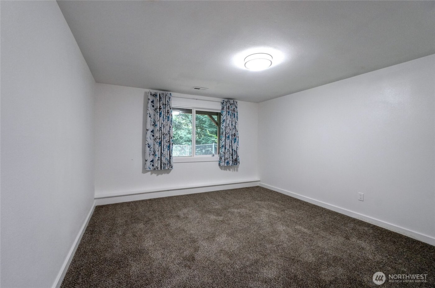 4106 4th Street Pl SW, Puyallup, WA 98373