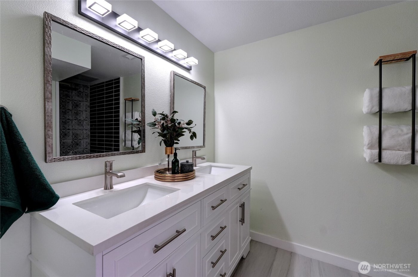 4106 4th Street Pl SW, Puyallup, WA 98373