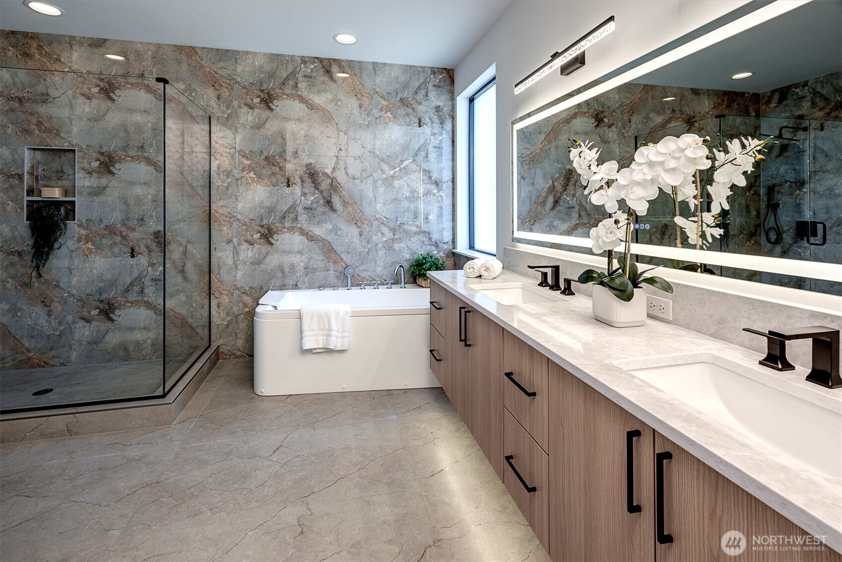 16215 Simonds Road NE, Kenmore, WA 98028