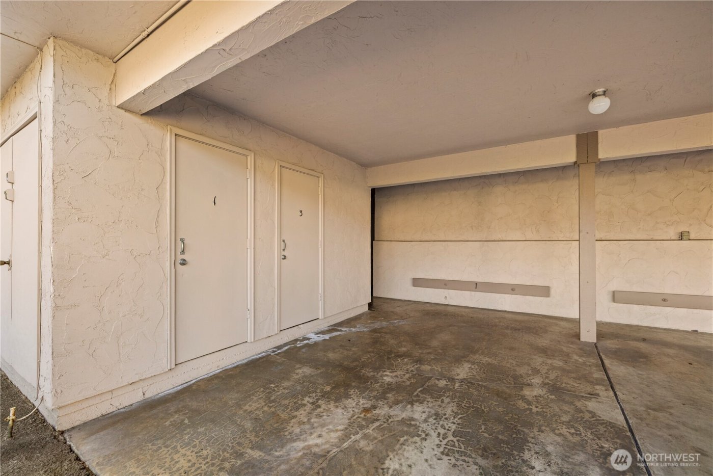 22508 6th Avenue S #1, Des Moines, WA 98198-6812