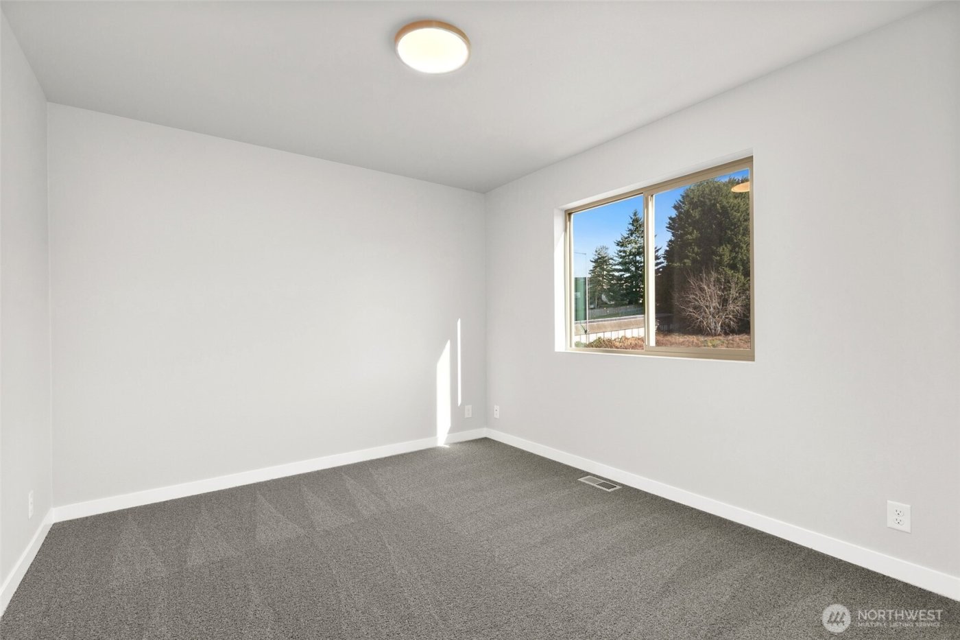 12510 SE 256th Place #7, Kent, WA 98030