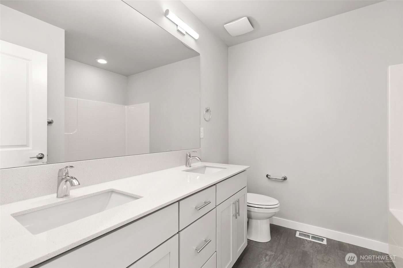 12510 SE 256th Place #7, Kent, WA 98030